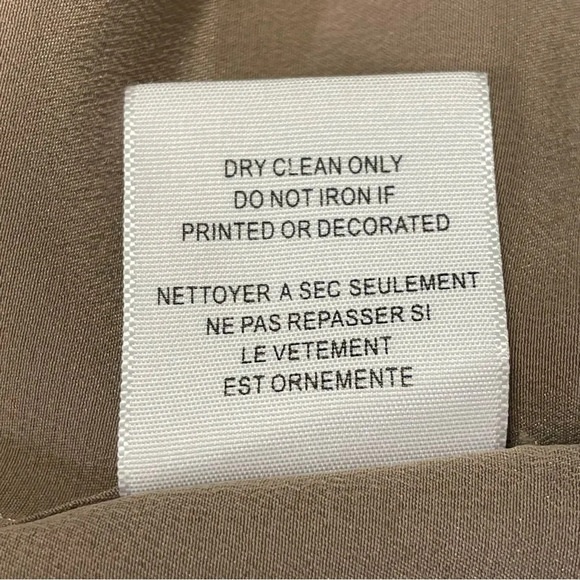 EQUIPMENT NWOT Slim Signature Silk Shirt in Rosewood - Picture 8 of 10